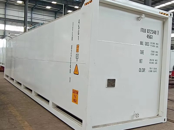 Containerised fuel station