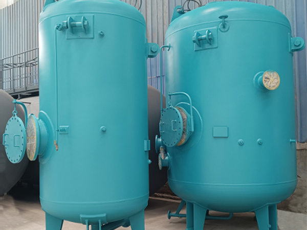 Vertical Oil Storage Tank