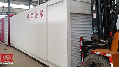 Standard cleaning and maintenance procedures and precautions for container fuel station
