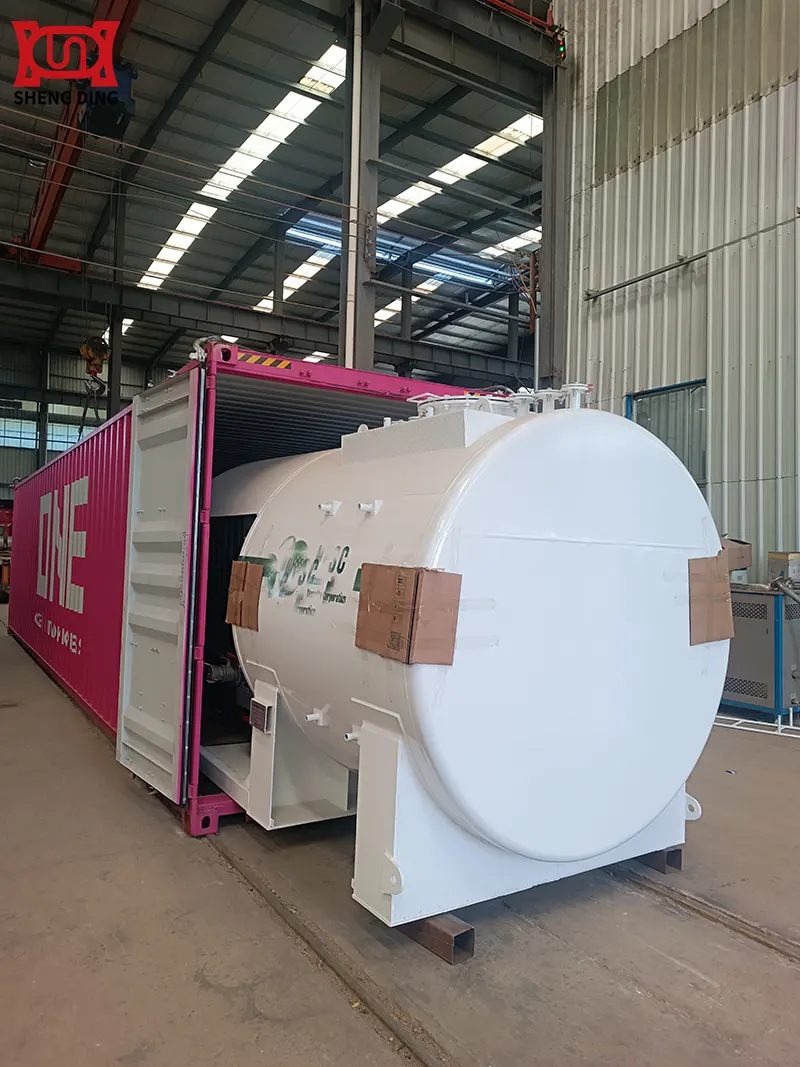 Self-Enclosed Fuel Tank