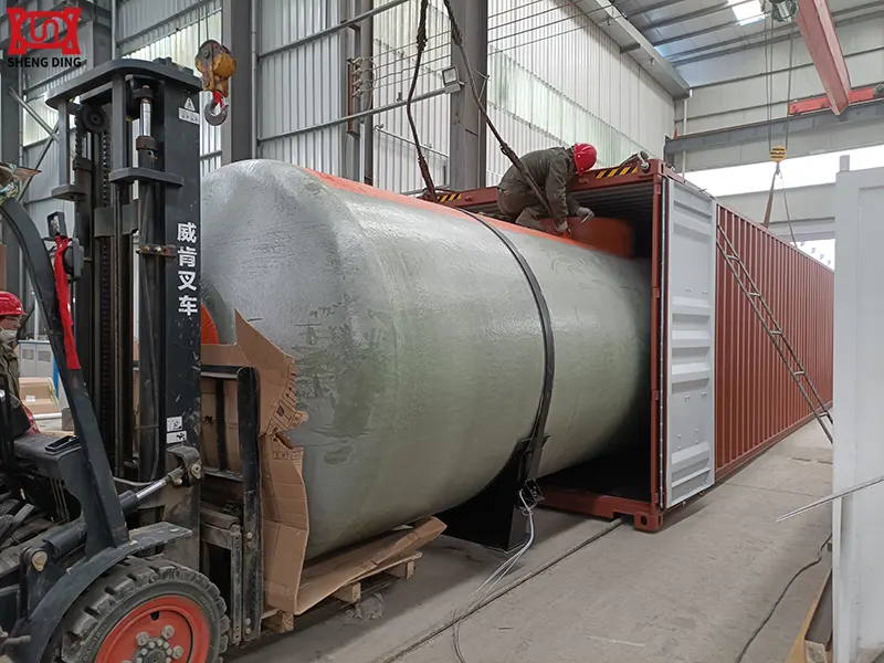 30t Double-Deck Oil Tanker Truck Shipment